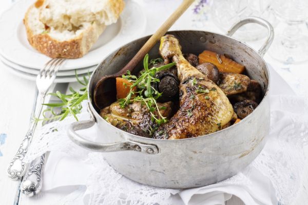 Kοτόπουλο κρασάτο με μυρωδικά | imommy.gr