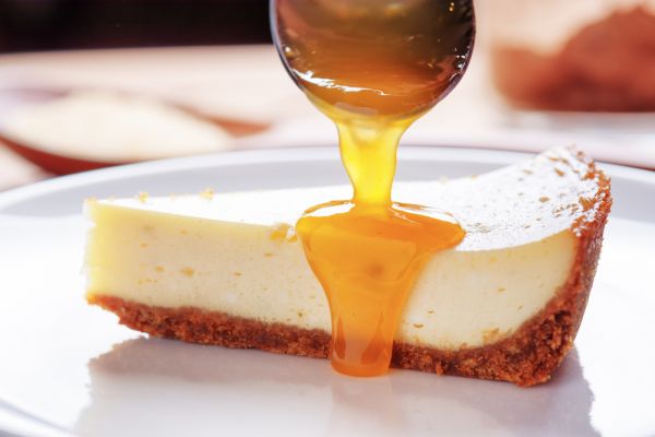 Ελληνικό τσιζκέικ με μέλι και γιαούρτι | imommy.gr