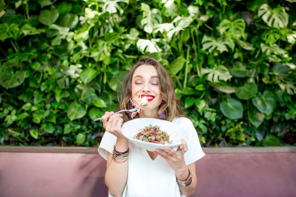 Γιατί πρέπει να απολαμβάνουμε αυτό που τρώμε; | imommy.gr