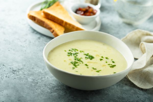 Κρεμώδης σούπα από σπαράγγια | imommy.gr