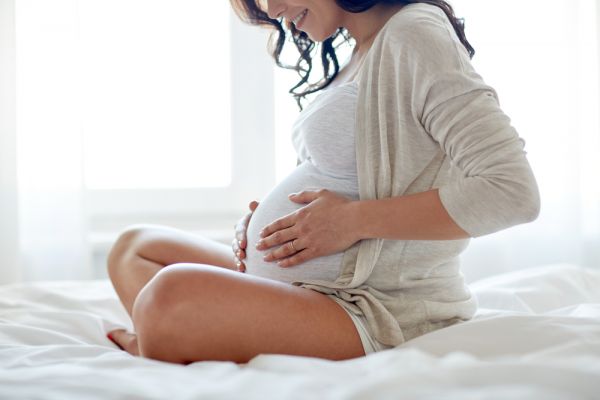 Κηλίδες αίματος στην εγκυμοσύνη: πότε είναι φυσιολογικό και πότε όχι | imommy.gr