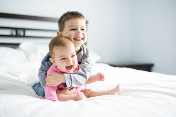 Οι 7 αλήθειες για μαμάδες που έχουν παιδιά με 2 χρόνια διαφορά το πολύ | imommy.gr