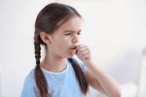 Γιατί το παιδί μου δεν σταματά να βήχει; | imommy.gr