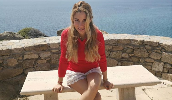 Δούκισσα Νομικού: Δείτε τη στη Μύκονο στον πέμπτο μήνα της εγκυμοσύνης της | imommy.gr