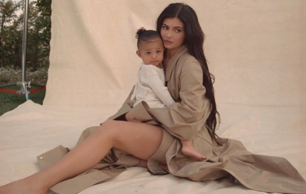 Η Κάιλι Τζένερ “χτύπησε” νέο τατουάζ για την κορούλα της | imommy.gr