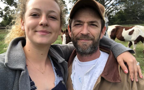 Η κόρη του Λουκ Πέρι έδωσε το όνομά του σε σχολείο στο Μαλάουι | imommy.gr