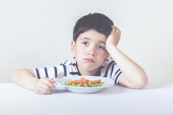 Το παιδί σας δεν τρώει λαχανικά; Μην πανικοβάλλεστε! | imommy.gr