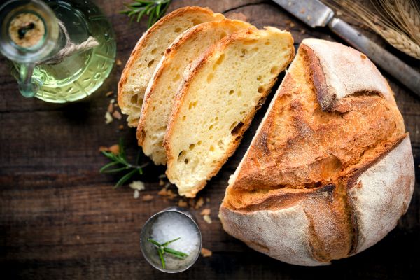 Φτιάξτε εύκολα σπιτικό ψωμί | imommy.gr