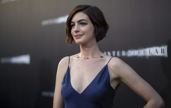 Οι συνήθειες της Αν Χάθαγουεϊ για αψεγάδιαστη επιδερμίδα | imommy.gr