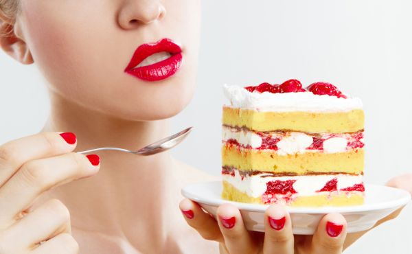 Τέσσερις λόγοι που θέλετε να τρώτε συνέχεια γλυκά | imommy.gr