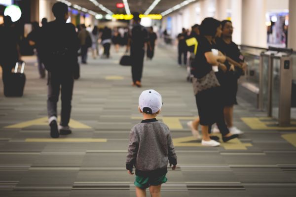 Βοήθεια, έχασα το παιδί! – Πώς θα το εντοπίσετε σε ένα πολυπληθές μέρος | imommy.gr