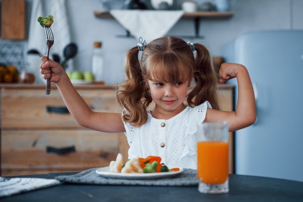 Πώς πρέπει να είναι η καθημερινή διατροφή του παιδιού; | imommy.gr