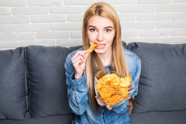 Τρεις πρακτικές συμβουλές για να βγάλετε το junk food από τη διατροφή σας | imommy.gr