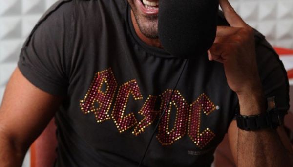 Διάσημος έλληνας παρουσιαστής έγινε ξανά μπαμπάς | imommy.gr