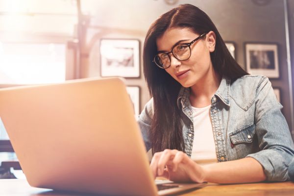 Αισθησιακές ταινίες: Σε ποια χώρα ανήκει η μεγαλύτερη εταιρεία; | imommy.gr