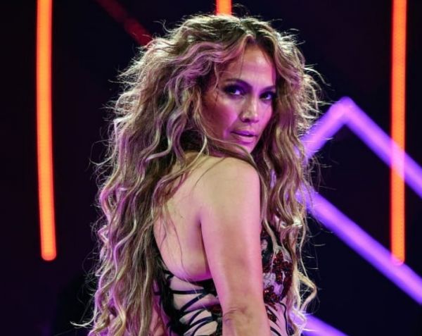 Τζένιφερ Λόπεζ : Η μήνυση από στρίπερ και η αποζημίωση «μαμούθ» | imommy.gr