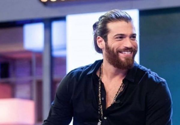 Τζαν Γιαμάν: Ο «Φτερωτός Θεός» ντύθηκε φαντάρος | imommy.gr