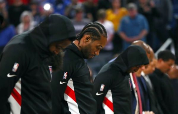 Κόμπι Μπράιαντ : Ράγισαν καρδιές στους αγώνες του NBA – Παίκτες κλαίνε με λυγμούς | imommy.gr