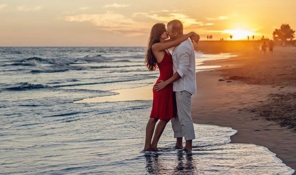 Η ηλικία που οι άντρες απολαμβάνουν την ερωτική πράξη περισσότερο | imommy.gr