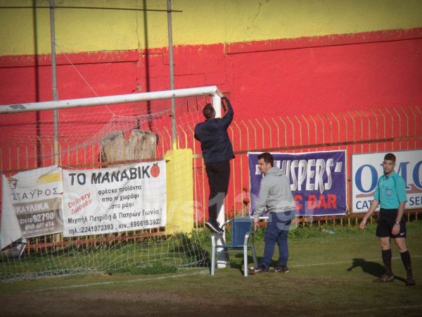 Για γέλια και για κλάματα: Έπεσε δοκάρι σε αγώνα ελληνικού ποδοσφαίρου | imommy.gr