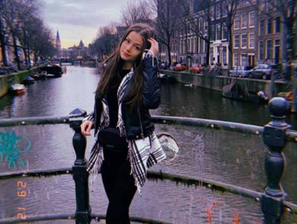 Στεφανία Λυμπερακάκη: Αυτός είναι ο σύντροφος της τραγουδίστριας | imommy.gr