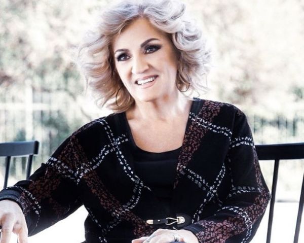 Υρώ Μανέ : Τα «Εγκλήματα», η «Ρένα» και η επαφή με τις ιερόδουλες | imommy.gr