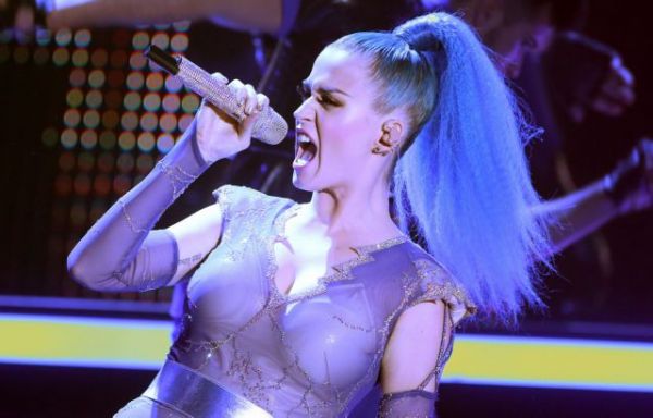 Κέιτι Πέρι : Ο πρίγκιπας Κάρολος μου ζήτησε να τραγουδήσω στα… | imommy.gr