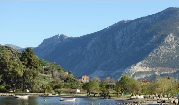 Οι εντυπωσιακοί κρατήρες τις Αργολίδας | imommy.gr