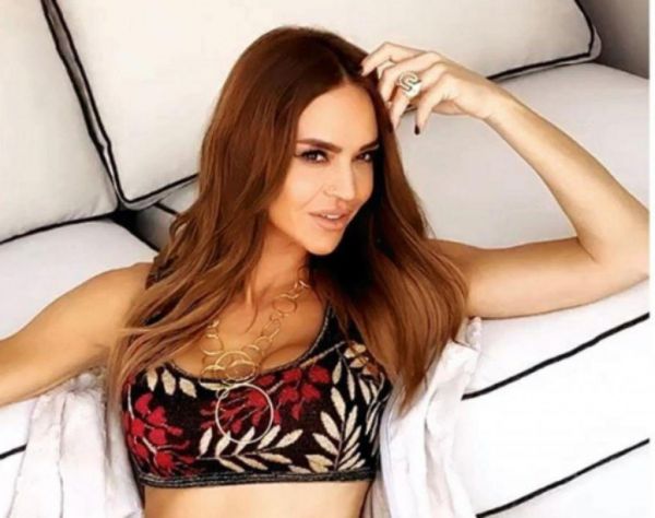 Νικολέττα Καρρά: Γυμνάζεται και… ρίχνει το Instagram με τις ασκήσεις της | imommy.gr