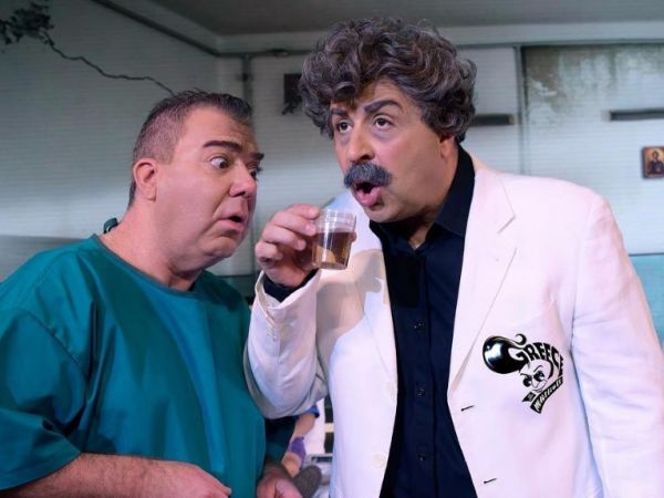 Μάρκος Σεφερλής : Μόνο εγώ σατιρίζω τους ομοφυλόφιλους στις παραστάσεις μου; | imommy.gr