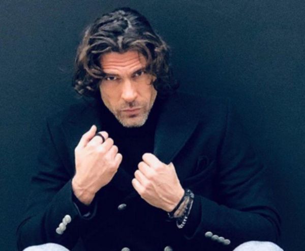 Γιάννης Σπαλιάρας: Μεγάλη αλλαγή στην εξωτερική του εμφάνιση | imommy.gr