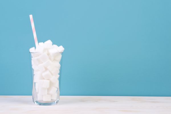 Αναψυκτικά με ζάχαρη: Πώς επηρεάζουν την υγεία μας; | imommy.gr