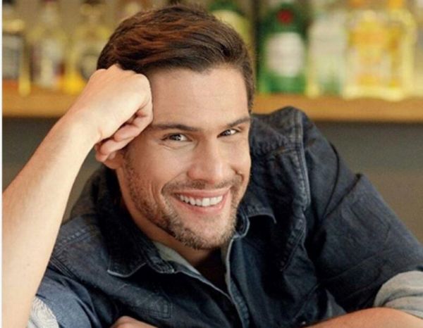 Δημήτρης Ουγγαρέζος: «Ο Αντώνης Κανάκης είναι κομπλεξικός» | imommy.gr