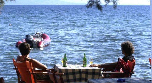 Κοροναϊός – Βόλος : Άνοιξε την ταβέρνα του, σέρβιρε πελάτες και το «πλήρωσε» ακριβά | imommy.gr