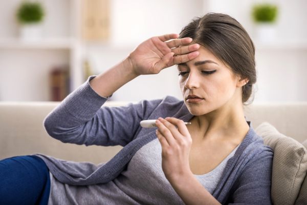 Πότε ο πυρετός μπορεί να είναι επικίνδυνος – Πώς μπορεί να αντιμετωπιστεί | imommy.gr