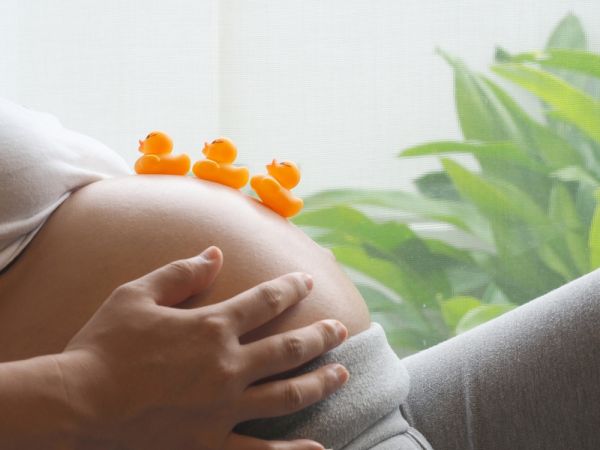 Πώς θα χάσετε τα κιλά της εγκυμοσύνης, σύμφωνα με τον ειδικό | imommy.gr