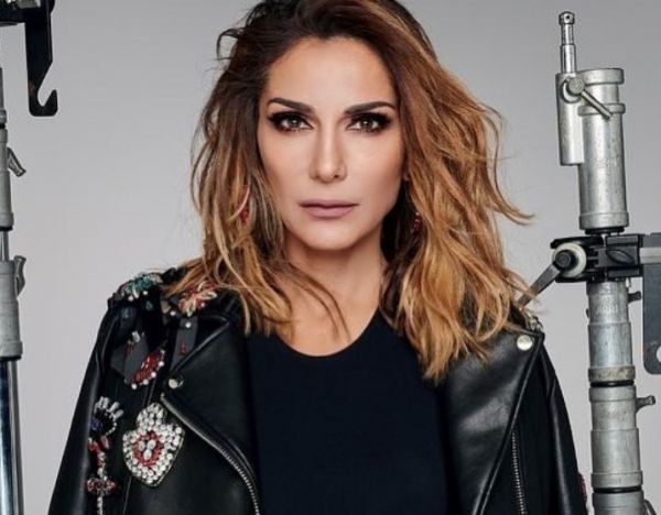 Δέσποινα Βανδή : Η τρυφερή ανάρτηση για τα 21 χρόνια με τον Ντέμη Νικολαΐδη | imommy.gr