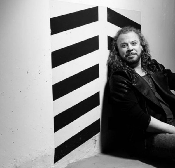 Χρήστος Δάντης: Απαντά στους επικριτές του για το αμφιλεγόμενο τραγούδι του | imommy.gr