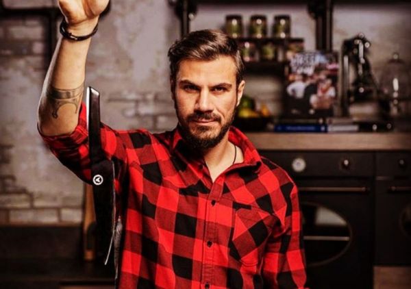 Άκης Πετρετζίκης : Η λάθος συνταγή και η χειρότερη φάση της ζωής του | imommy.gr