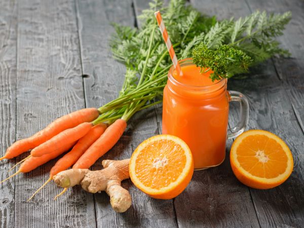 Smoothie με καρότο, πορτοκάλι και τζίντζερ | imommy.gr