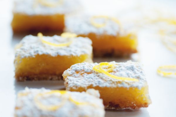 Φτιάχνουμε υπέροχες μπάρες λεμονιού | imommy.gr