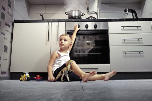 Ποια οικιακά αντικείμενα μπορούν να γίνουν επικίνδυνα για το παιδί; | imommy.gr