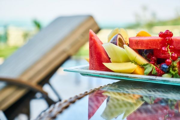 Καλοκαιρινή διατροφή: Συμβουλές για αδυνάτισμα χωρίς θυσίες | imommy.gr