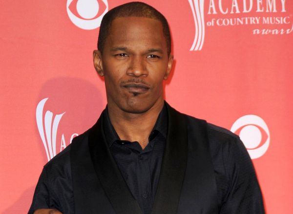 Ο Τζέιμι Φοξ θα υποδυθεί τον Μάικ Τάισον | imommy.gr