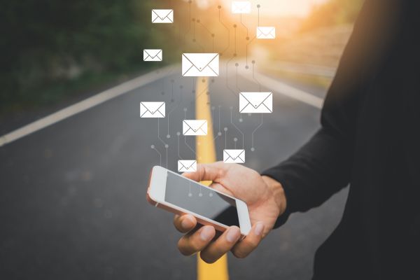 Ποια ζώδια στέλνουν τα πιο αποτυχημένα μηνύματα; | imommy.gr