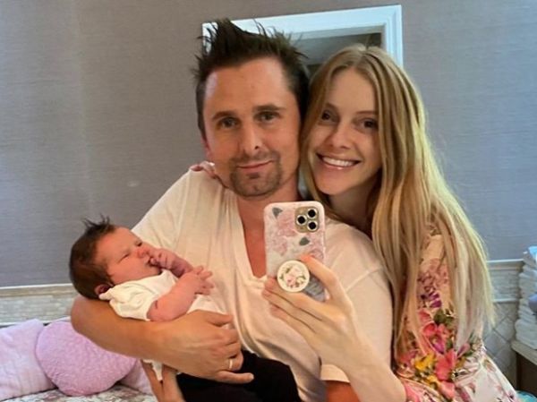 Μάθιου Μπέλαμι: Έγινε ξανά μπαμπάς ο frontman των Muse | imommy.gr