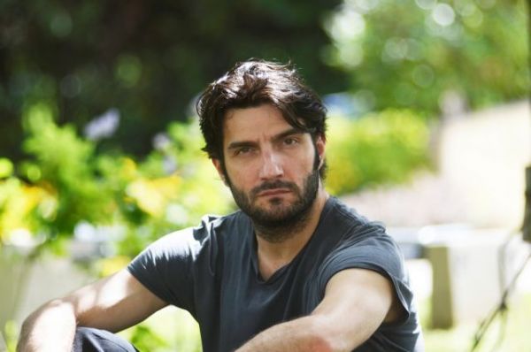 Το αστείο περιστατικό του Νίκου Κουρή στην Μύκονο | imommy.gr