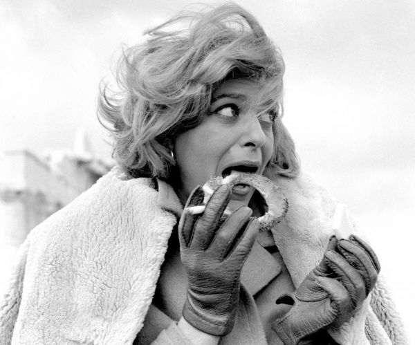 Η φωτογράφιση της Μελίνας Μερκούρη για ισπανικό περιοδικό | imommy.gr