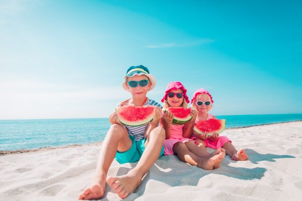 Ποια σνακ να πάρετε μαζί σας στην παραλία | imommy.gr