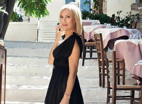 Κωνσταντίνα Μιχαήλ: Κάνει ηλιοθεραπεία και εντυπωσιάζει | imommy.gr